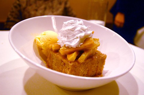 Apple slices with almond butter
