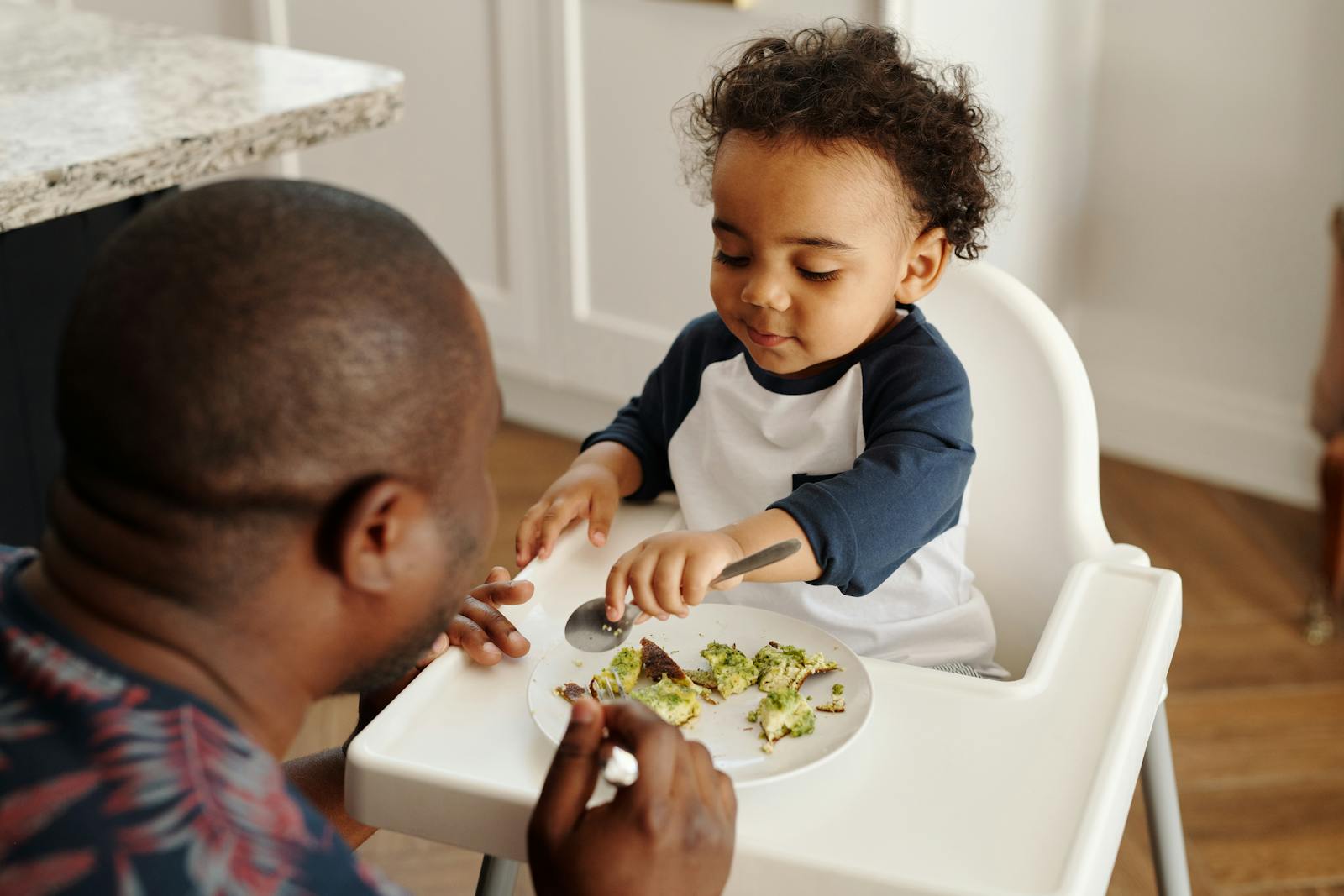 Why Every Parent Has a ‘No Thank You Bite’ Rule And When It Backfires in Mealtime Moments