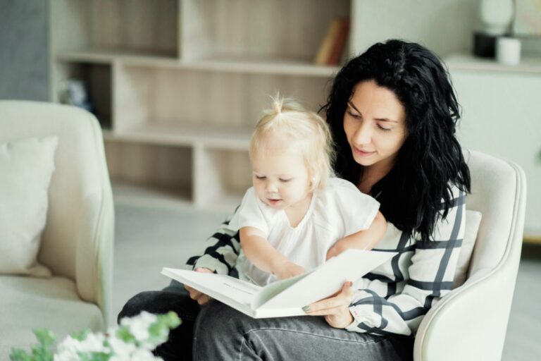 Five Books Every New Parent Should Read in the Early Days of Motherhood
