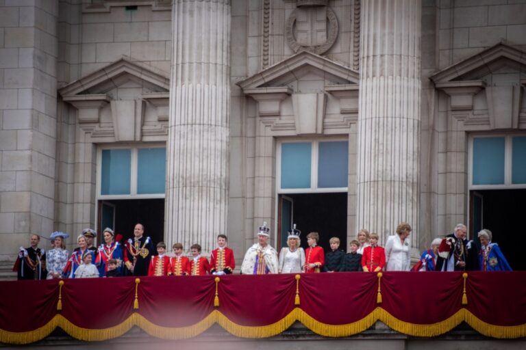 Royal Family’s Parenting Choices Are Gaining Praise