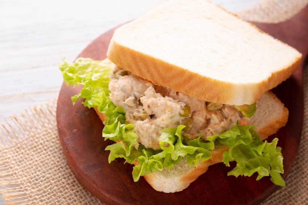 tuna sandwich