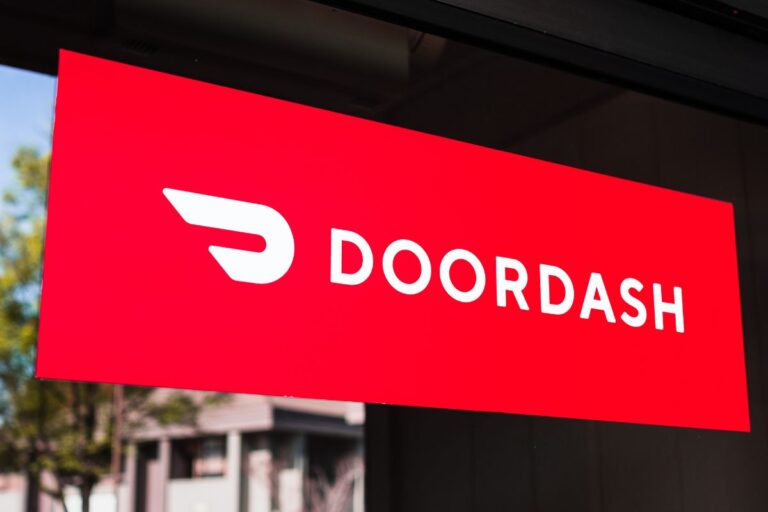 Door Dash sign on the door