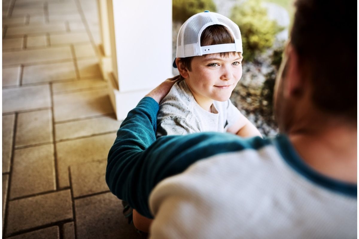 A Dad Says His Child Came Home Talking About “Ranking Friends,” and Now He’s Worried About What’s Happening Socially