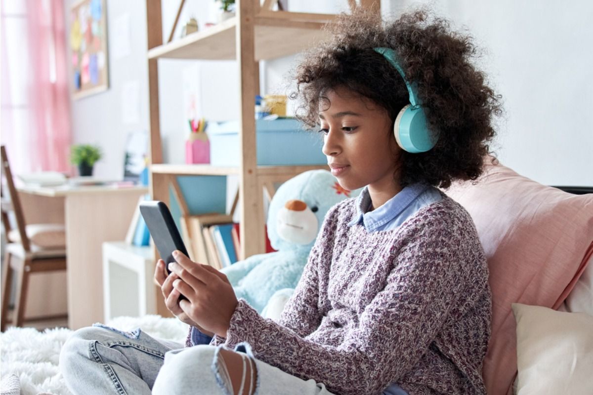 A Mom Says Her Child Started Following Influencers’ Advice Over Family Rules, and Now It’s Causing Daily Conflict