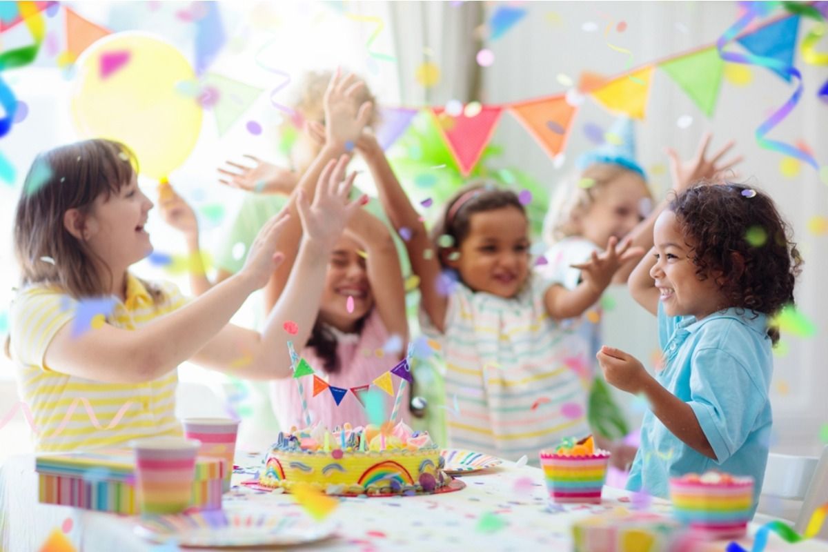 A Parent Says Their Child Was Invited to a Party With a “No Parents Allowed” Rule, and It Didn’t Sit Right From the Start