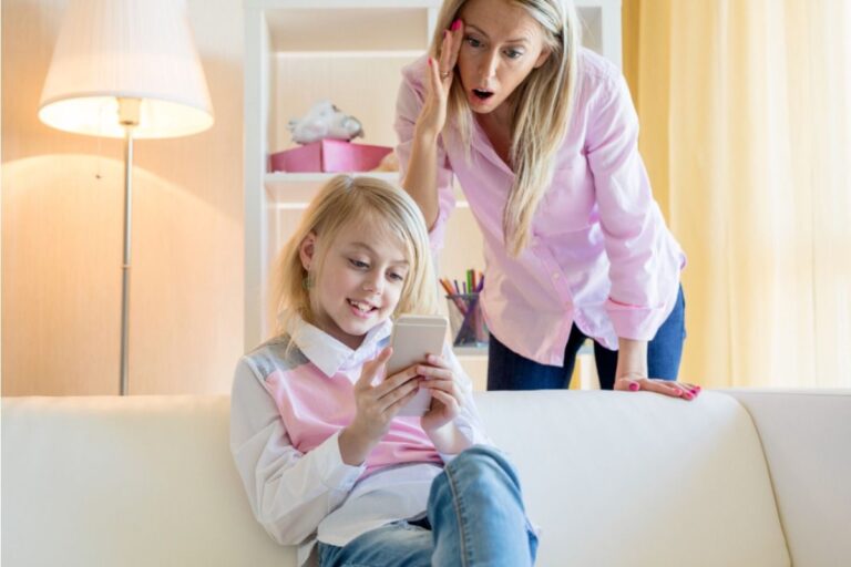 Mom Says Another Parent Let Kids Watch Content She Banned at Home, Now Her Child Says “Why Am I the Only One With Rules”