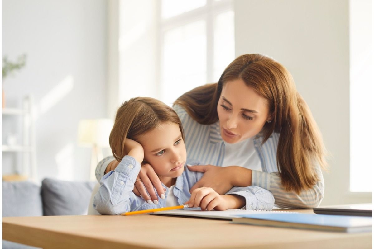 Parent Says They Tried Every “Modern Parenting Method,” Now Admits Their Kids Still Don’t Listen and They Feel Lost