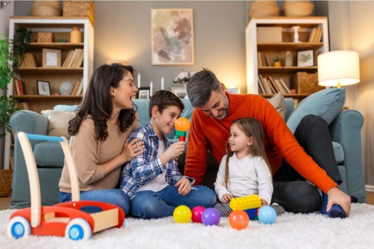 Parents Admit the “Helpful” Baby Habits They Stressed Over Didn’t Matter at All, and Now They Feel Like They Wasted So Much Time