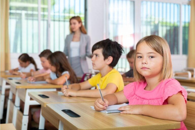 Parents Say Their Kid’s School Changed Seating Plans Daily Without Notice and Now They Feel “Left Out of Everything”