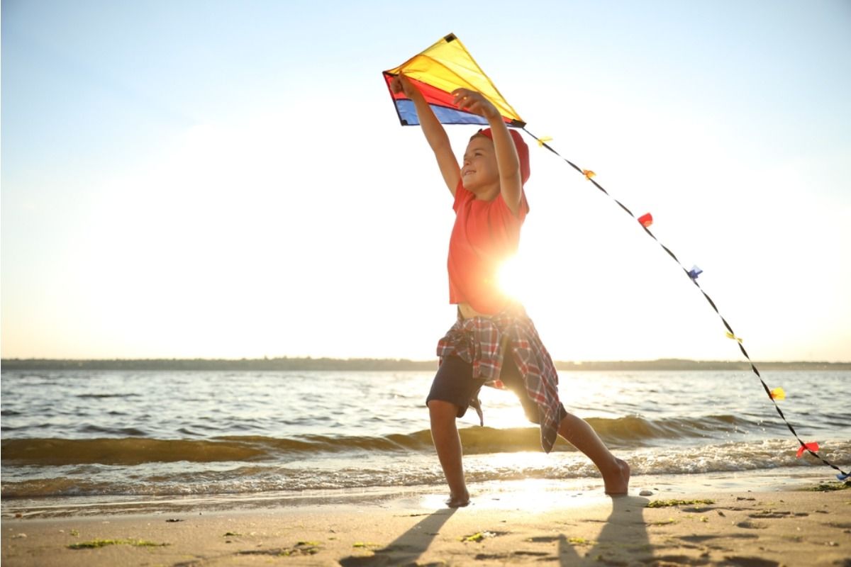 People Are Opening Up About Childhood Moments They Still Think About Today, and Many Say “It Seemed Small at the Time”