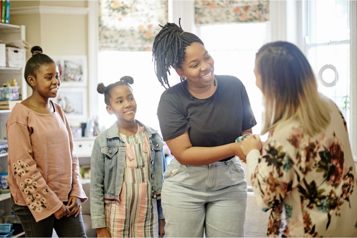 Teacher Says Kids Are Falling Behind Because “Parents Aren’t Parenting Anymore,” and the Examples Are Shocking