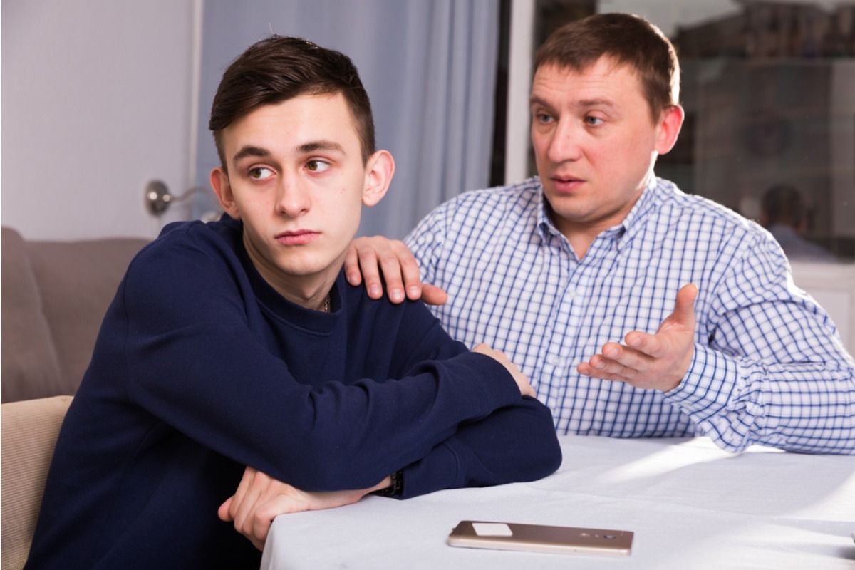 Dad Says He Refused to Co-Sign a Loan for His Teen’s Idea, Now His Child Says He “Never Believes in Their Dreams”