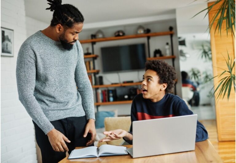 Dad Says He Refused to Keep Paying for His Adult Son’s Streaming Services and Food Deliveries, Now He’s Being Called “Petty”