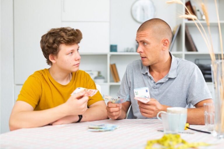 Dad Says He Refused to Let His Son Borrow Money Again After Multiple Excuses, Now Relatives Say He’s “Too Harsh on His Own Kid”