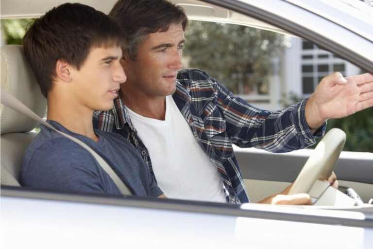 Dad Says He Refused to Pay for Another Driving Lesson After Repeated No-Shows, Now His Teen Says He “Doesn’t Support Their Goals”