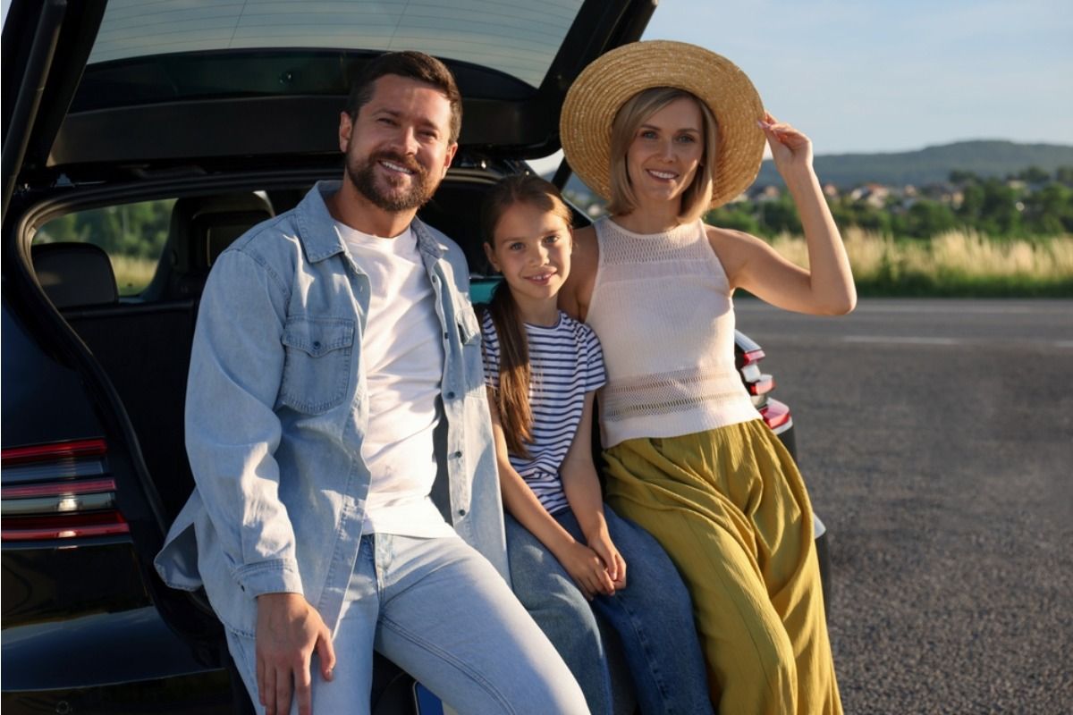 Mom Says She Refused to Let Her Child Bring a Friend on a Holiday Trip, Now the Kid Says She “Makes Family Time Miserable”