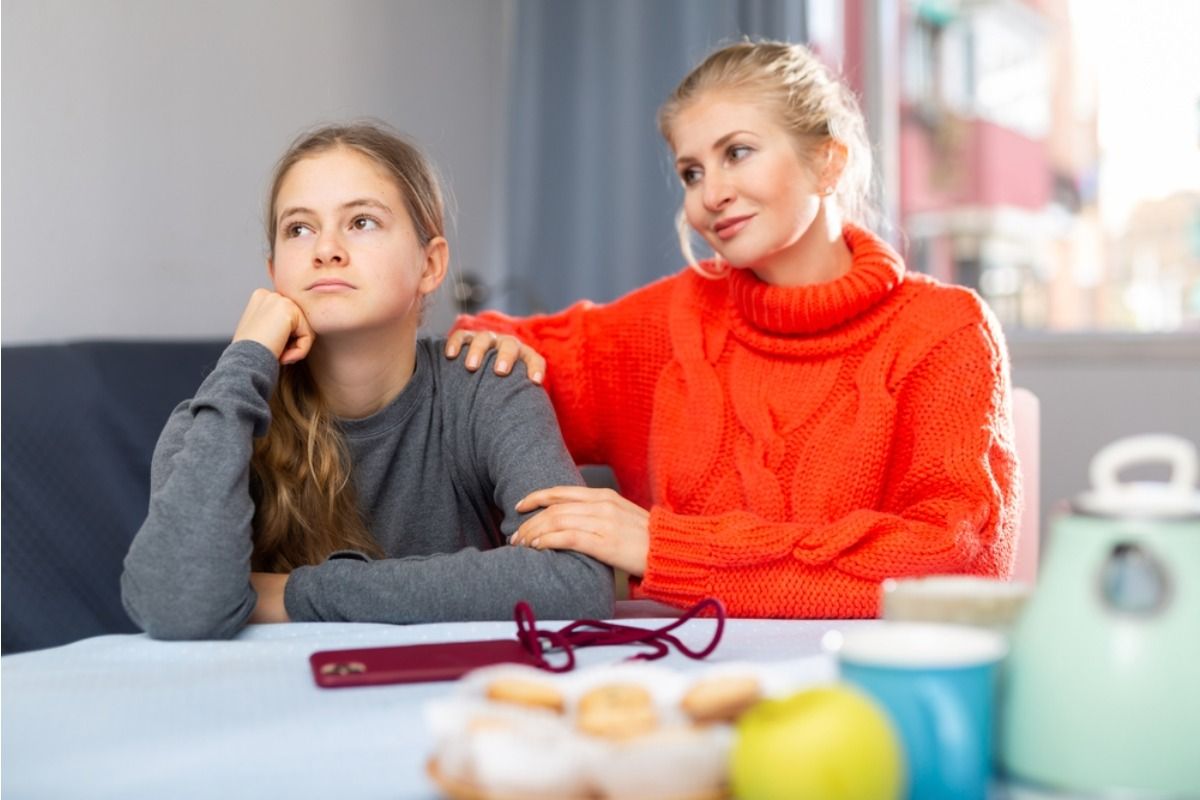 Mom Says She Refused to Let Her Child Skip School for a Family Vacation, Now Relatives Say She “Takes Rules Too Seriously”