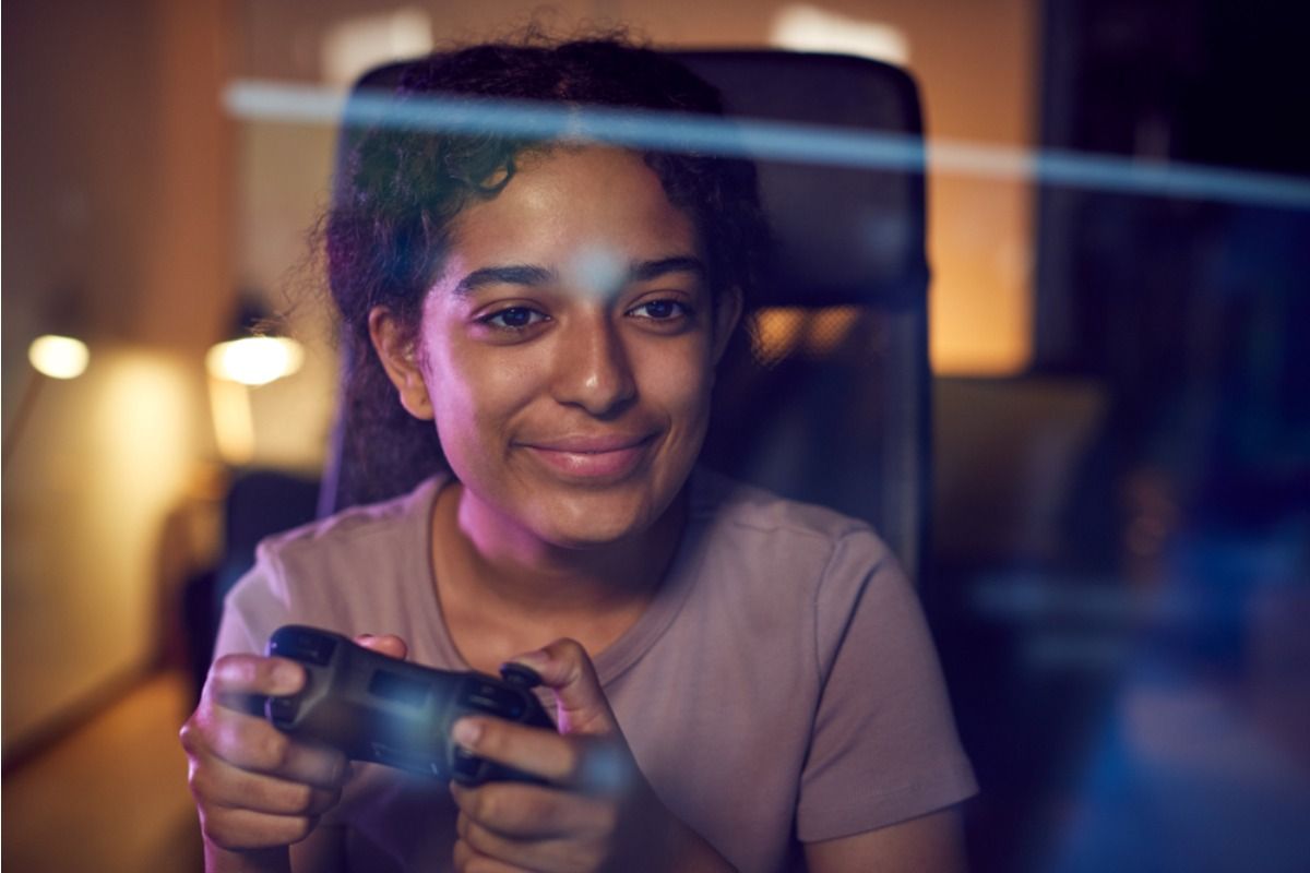 Mom Says She Refused to Let Her Child Stay Home From School After Staying Up Gaming All Night, Now the Teen Says She “Has No Empathy”