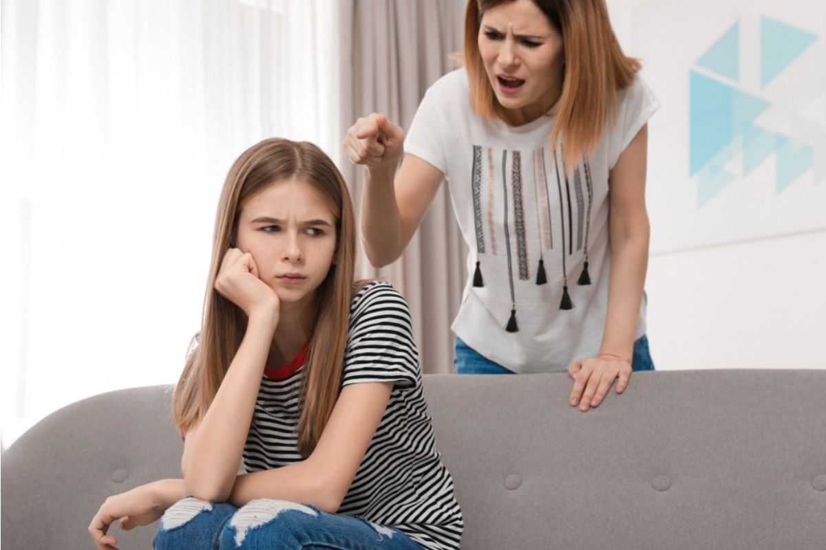 Mom Says She Refused to Let Her Child Stay Home From School Just Because They Were “Emotionally Drained,” Now the Teen Says She “Doesn’t Take Mental Health Seriously”