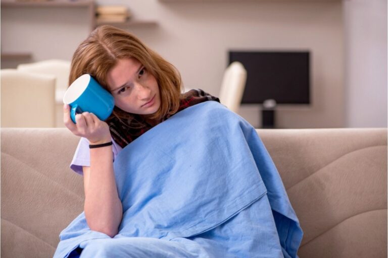 Mom Says She Refused to Let Her Child Take a Mental Health Day Before Exams, Now the Teen Says She “Doesn’t Understand Pressure”