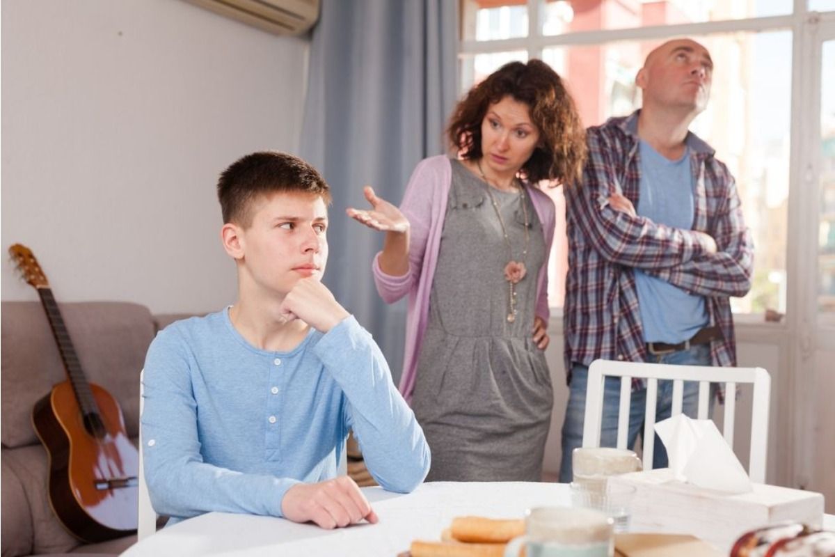 Son Says He Refused to Answer Personal Questions From Relatives, Now His Parents Say He Was “Rude and Distant”