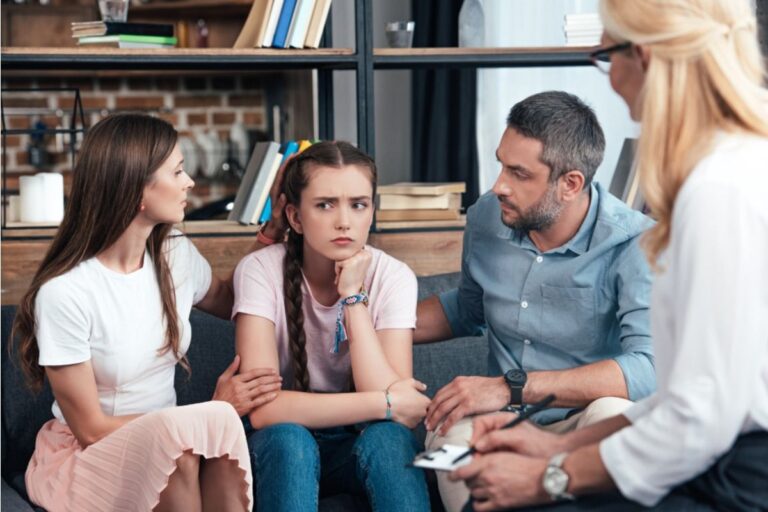 Teen Says He Refused to Attend Family Therapy Sessions, Now His Parents Say He’s “The Reason Nothing Gets Better”