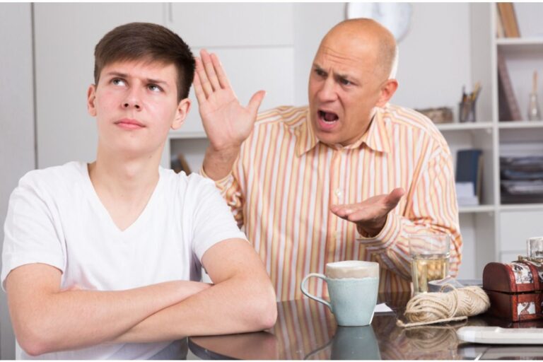 Teen Says She Refused to Attend a Family Event Planned on Her Only Free Day, Now Her Parents Say She’s “Selfish and Ungrateful”