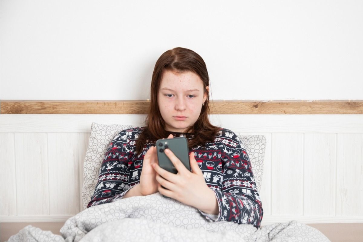 Teen Says She Refused to Give Her Parents Access to Her Private Messages, Now They Say It’s “Proof Something Is Wrong”