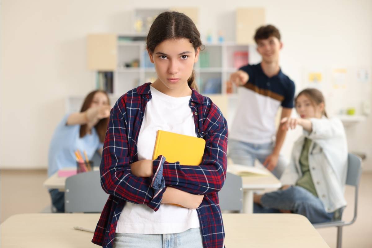 A Dad Says His Daughter's Friend Told Her She Couldn't Sit With the Group Anymore Because She Doesn't Have the Right Shoes