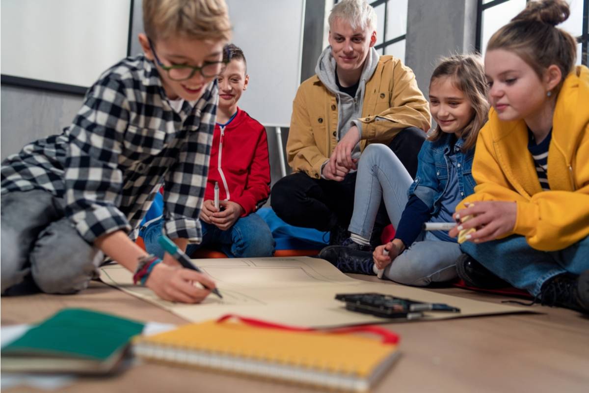 A Dad Says His Son Was Assigned a Group Project, Did All the Work Alone, and Every Kid in the Group Got the Same Grade While the Teacher Called It Teamwork