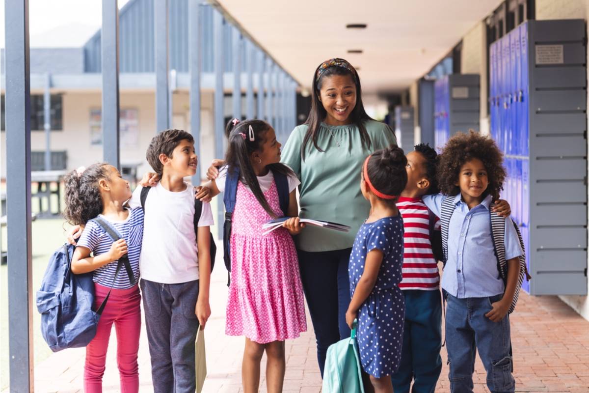 A Dad Says His Son's Class Had a Field Day Where Kids Were Picked for Teams Based on a Popularity Vote, and the Teacher Allowed It