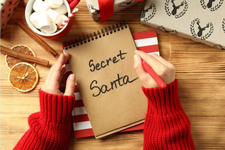 A Mom Says Her Son's Class Did a Secret Santa and His Gift Was Visibly the Cheapest One Opened, and the Teacher Didn't Notice