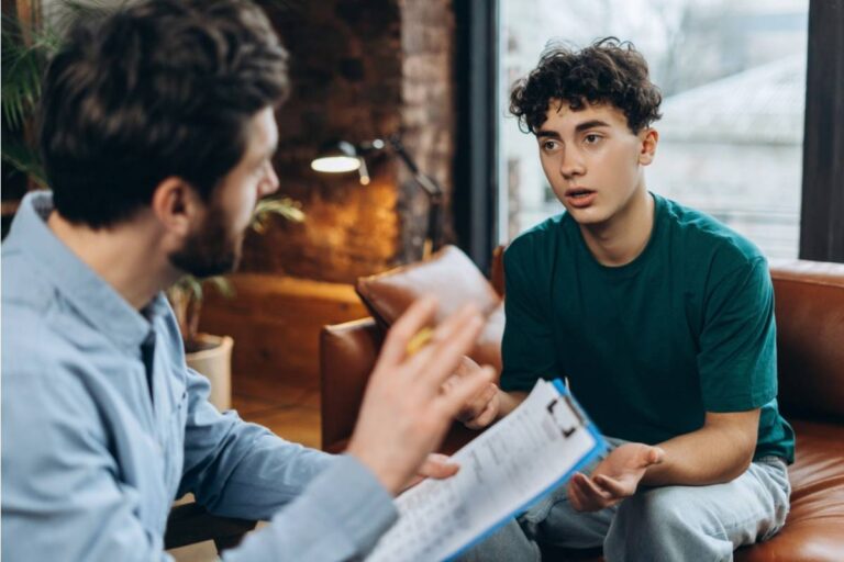 A Pediatric Therapist Says the Number of Kids Coming In With Anxiety About Their Own Parents' Finances Has Doubled in Two Years
