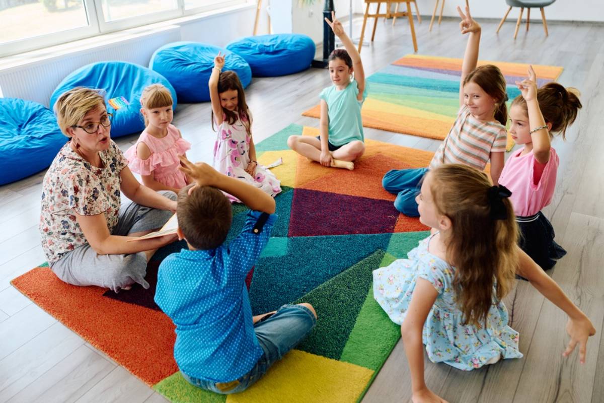 A School Aide Says She Watched a Kid Get Excluded From Every Group Activity for a Full Semester and Reported It Twice With No Response