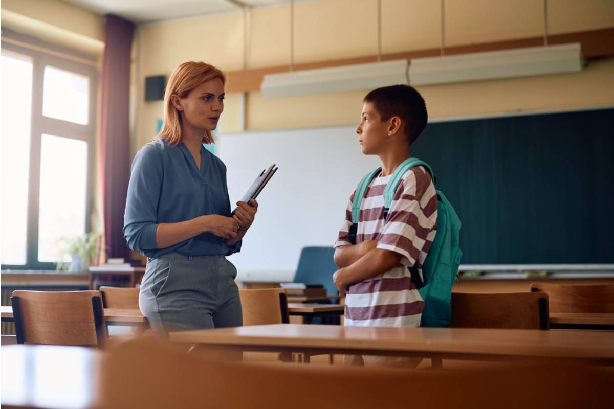 A Teacher Realized a Student Had Been Wearing the Same Clothes Three Days in a Row Right Before Asking Him a Single Question About Home