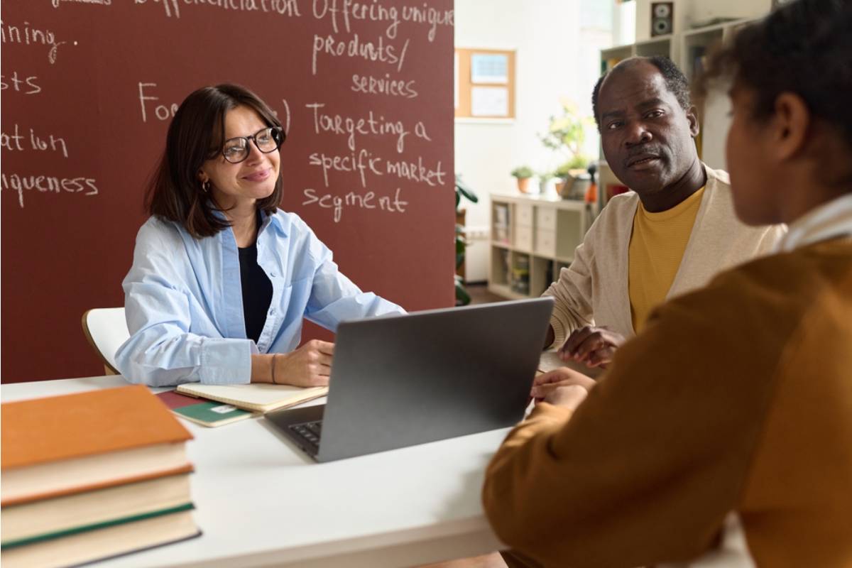 A Teacher Says a Parent Demanded She Change a Group Project Grade Because Their Child "Did More Talking" Than the Others