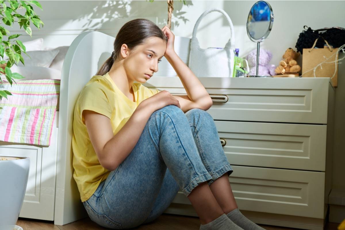 A Teen Says Her Parents Invited Relatives to Stay for Weeks Without Warning Her, and Now She Has No Privacy at Home