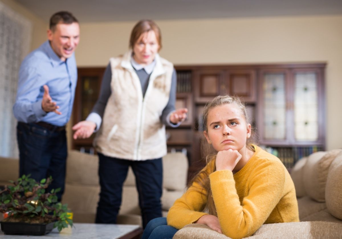A Teen Says Her Parents Keep Inviting Themselves on Every Trip She Plans, Now She Feels Like She Can’t Have a Life of Her Own