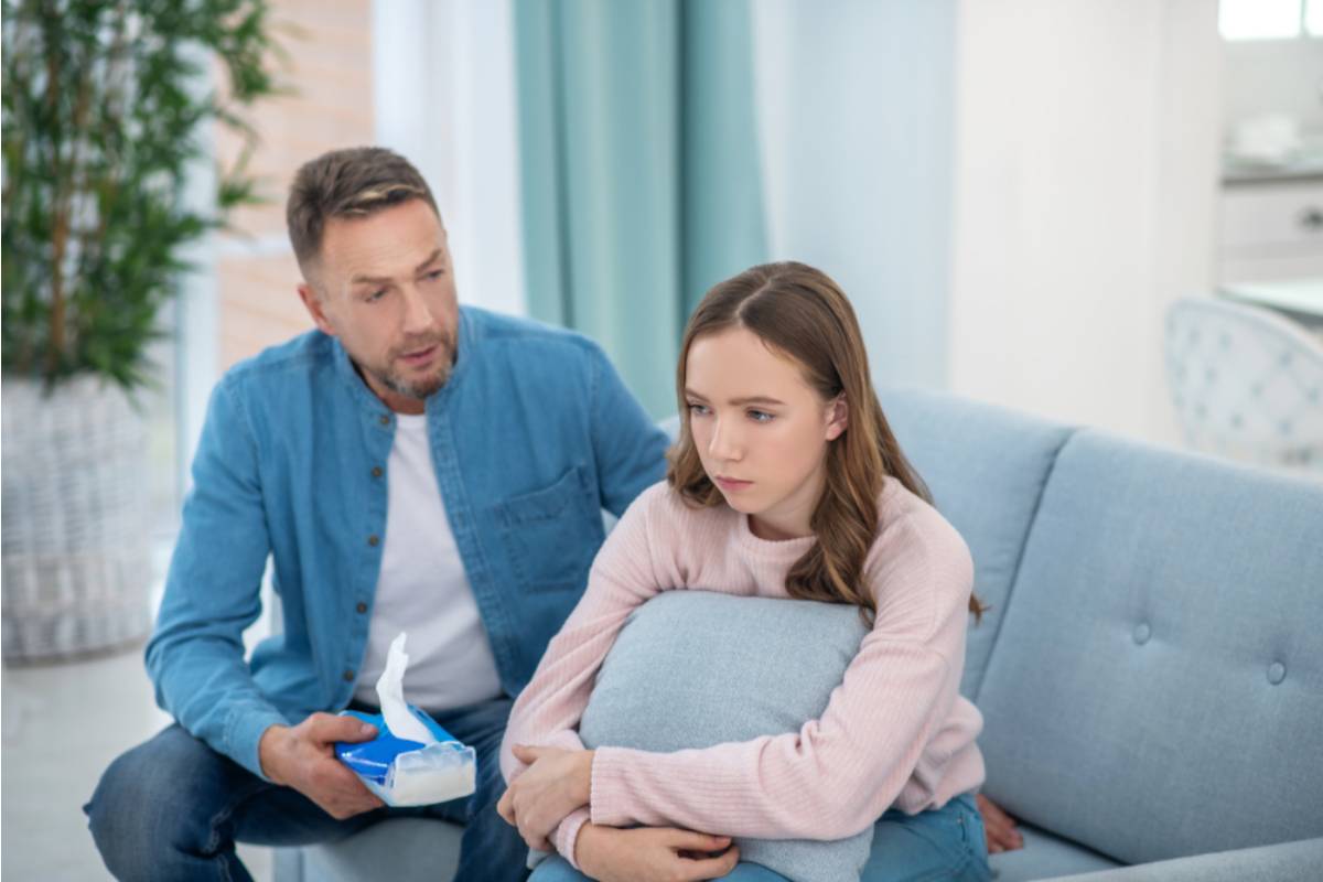 Dad Says He Refused to Let His Daughter Move in With a Boyfriend He's Never Met, Now She Says He's Stuck in the Past