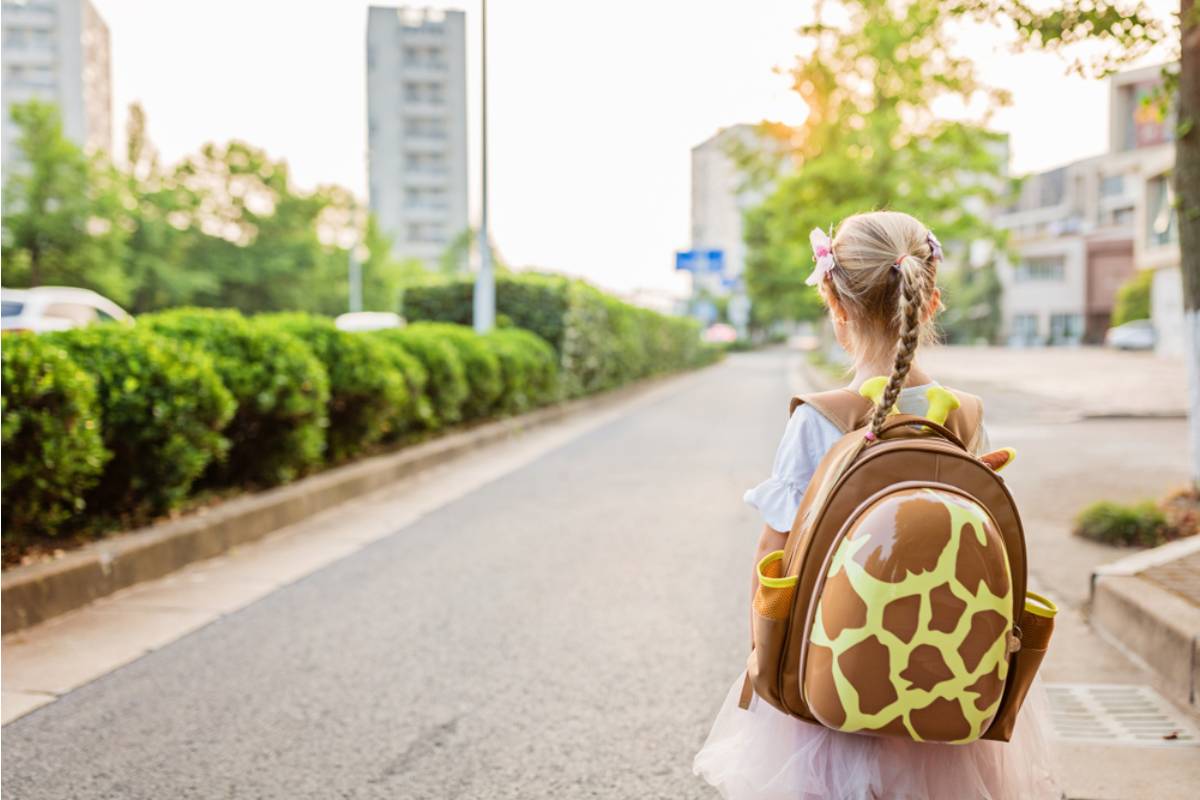 Dad Says He Refused to Let His Daughter's School Send Her Home Alone on a Half Day Without Notice, Now the Office Says He's "Creating Extra Work for Staff"