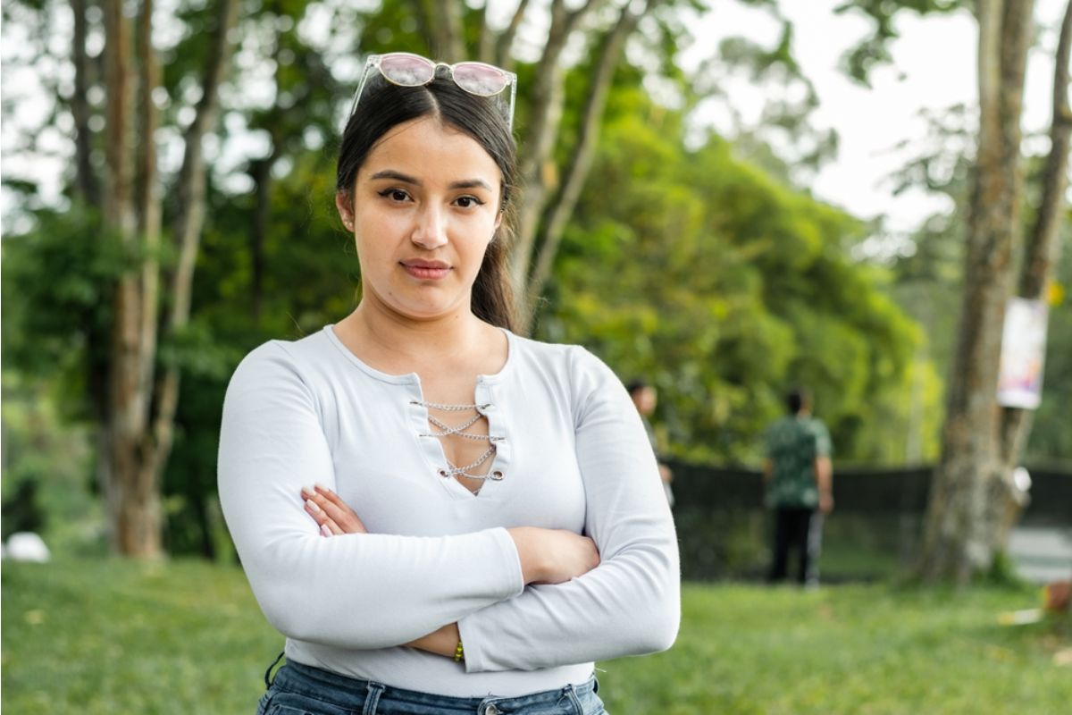Daughter Says Her Family Expects Her to Pay for Everyone’s Tickets on Group Outings, Now She Says “It’s Becoming a Pattern”