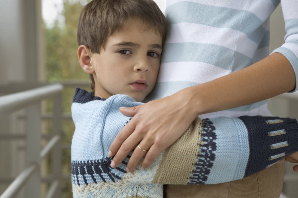 Mom Says She Refused to Force Her Shy Kid to Hug Relatives at Every Family Gathering, Now the Grandparents Say She's Raising a Rude Child
