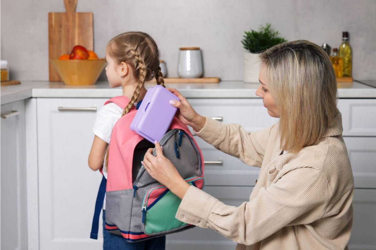 Mom Says She Refused to Stop Packing Her Son's Lunch After the School Said It Wasn't Aligned With Their Nutrition Policy, and Other Parents Are Now Divided