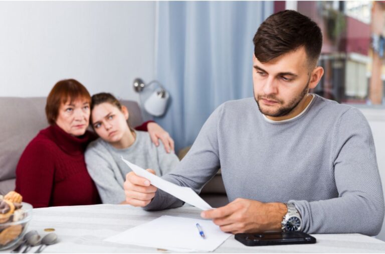 Son Says His Family Keeps Changing Who Owes What After Every Argument, Now He Says “There’s No Stability in Anything”