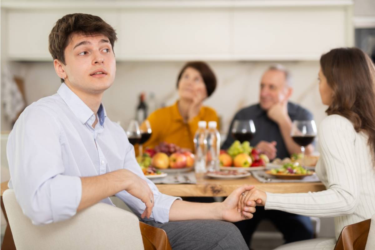 Son Says His Family Turned a Holiday Dinner Into an Intervention About His Life Choices, Now He Regrets Showing Up at All