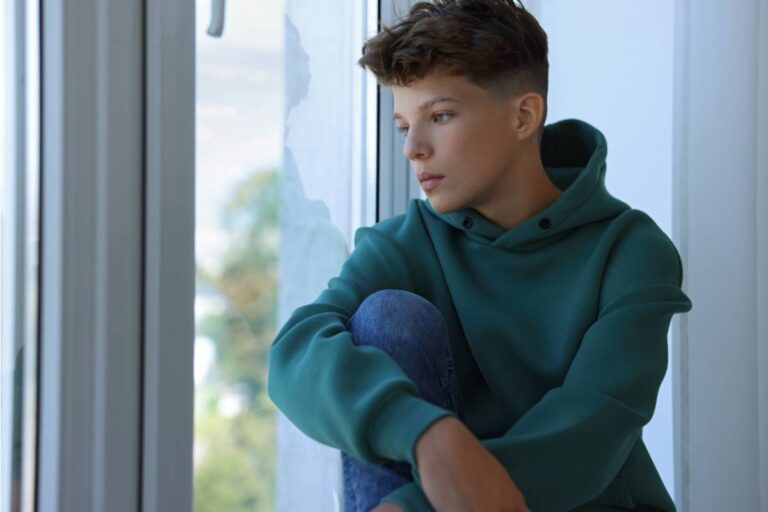 Son Says His Family Turned a Holiday Gathering Into a Discussion About Everything Wrong With His Life, Now He’s Not Sure He’ll Come Back Next Year