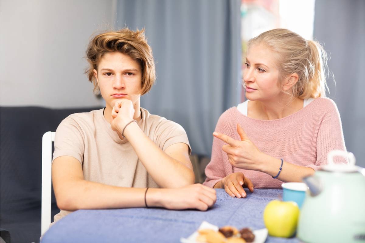 Teen Says He Refused to Let His Mom Manage His Part-Time Job Schedule "for His Own Good," Now She Says He's "Acting Like He Doesn't Need Her Anymore"