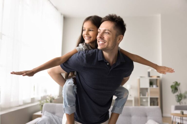 Dad Says He Refused to Let His Niece Stay the Night Without Her Parents Confirming First, Now His Sister Says He's "Treating Her Daughter Like a Stranger"