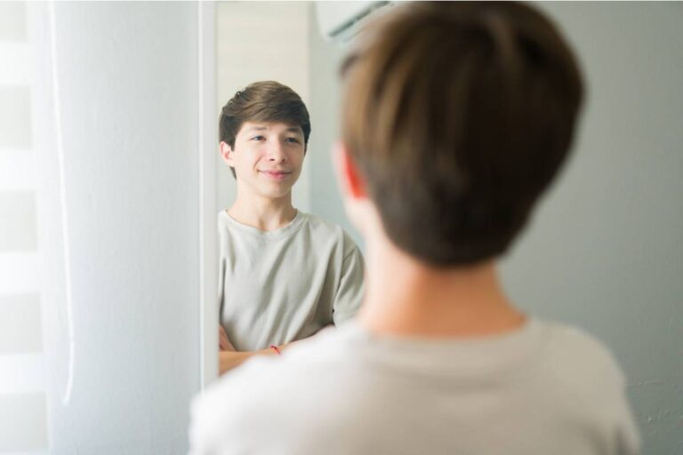 A Teacher Says a Student Told Her He Practices Smiling in the Mirror So His Parents "Don't Ask What's Wrong"