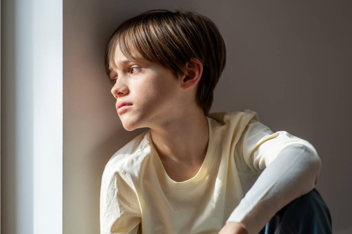 A Dad Discovered His Son Had Been Lying About Having Friends at School After Finding Months of Unanswered Texts in His Phone
